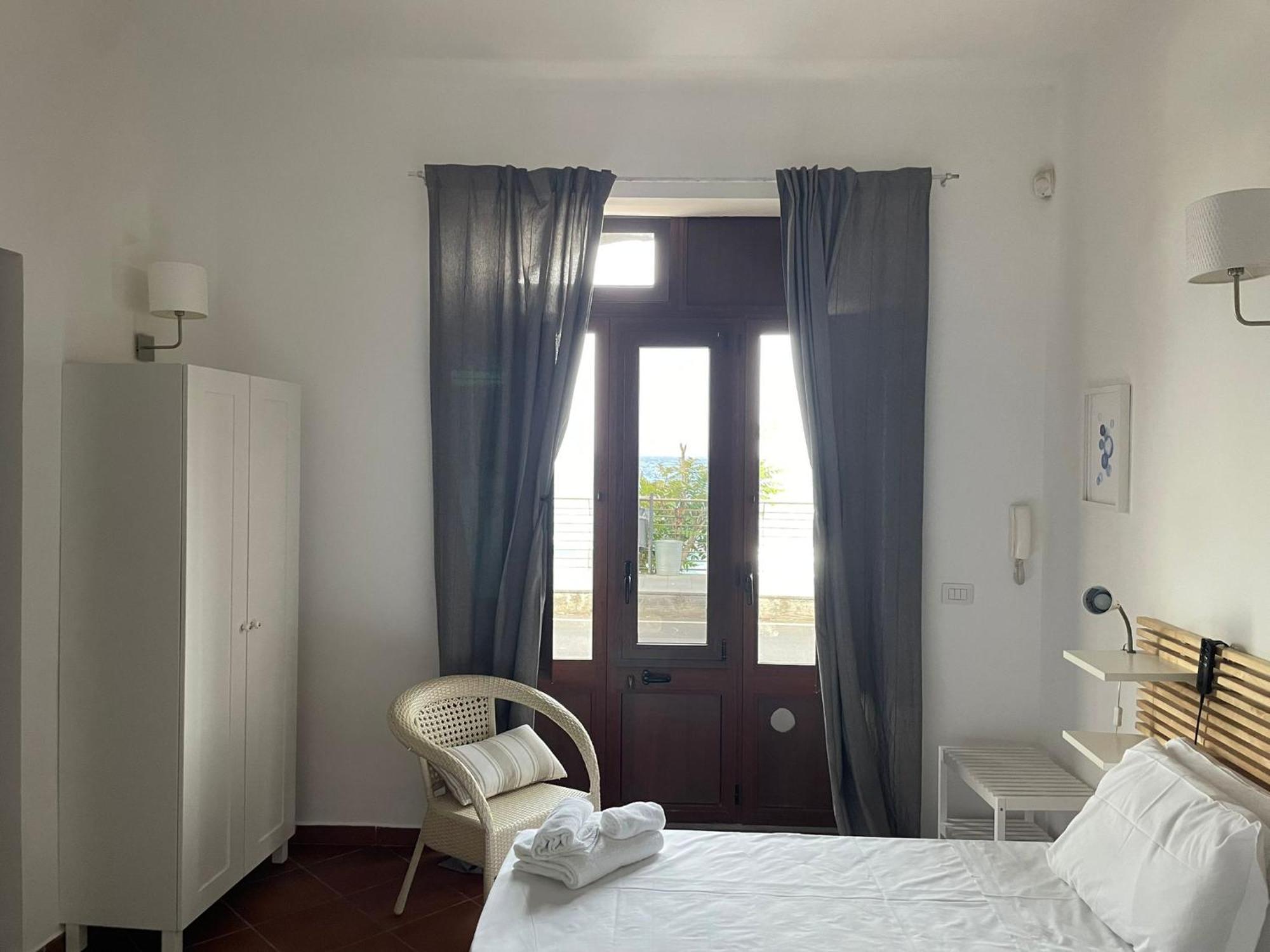 Casa Scala Hotel Acireale Bagian luar foto
