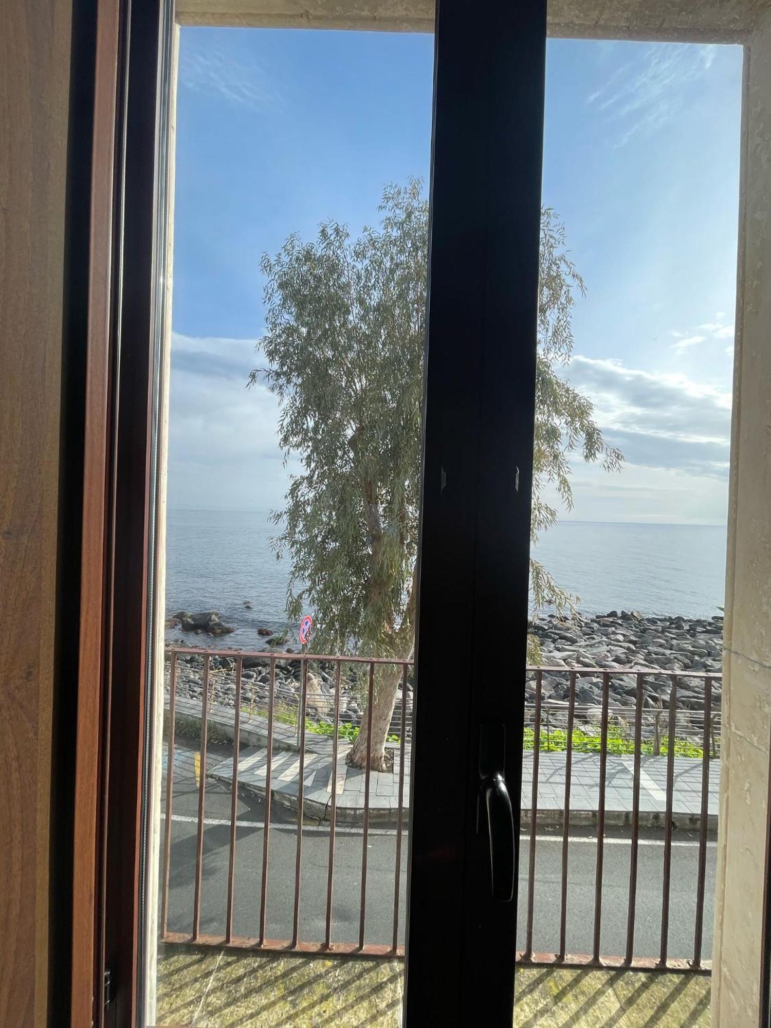 Casa Scala Hotel Acireale Bagian luar foto