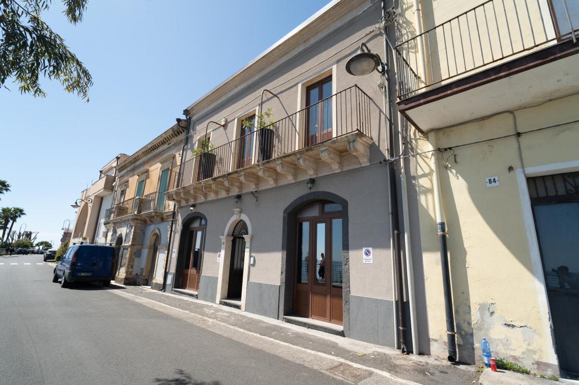 Casa Scala Hotel Acireale Bagian luar foto